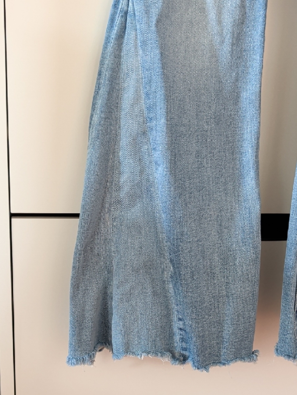 American Eagle - Festival Flare Jeans with Frayed Hem - 10 Short - Picture 7 of 13